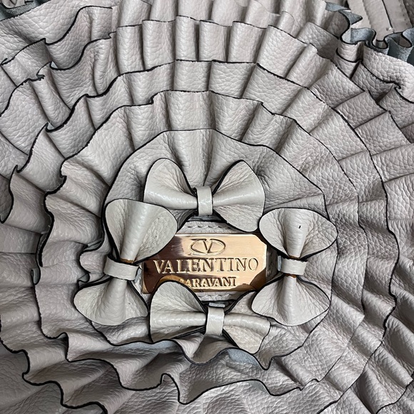 Valentino Garavani Petal Tote. Size: Medium, Pearl grey. Vintage. - Picture 2 of 6